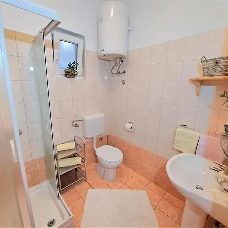 Irena Gregov Penzion Mošćenička Draga