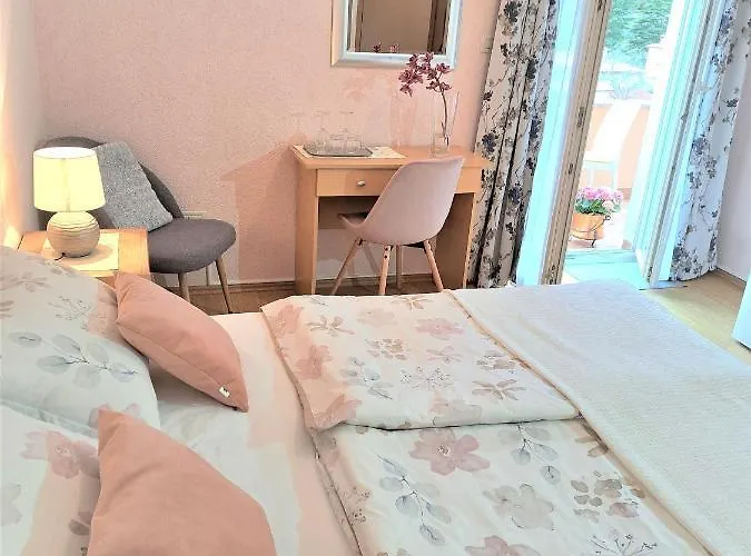Irena Gregov 4* Mošćenička Draga